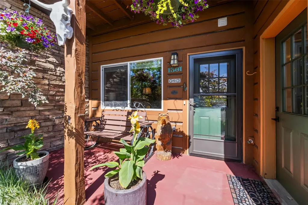 1301 Absaroka Court Livingston MT 59047