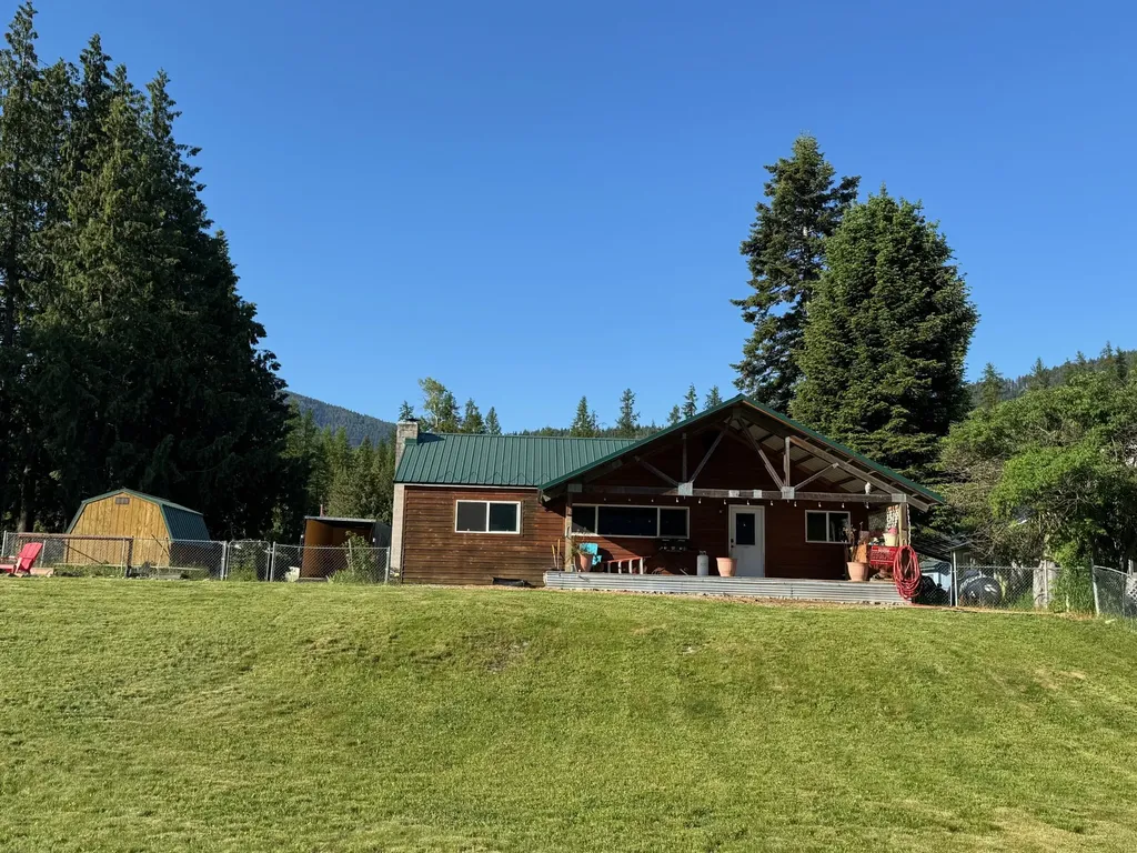 608 Noxon Avenue Noxon MT 59853