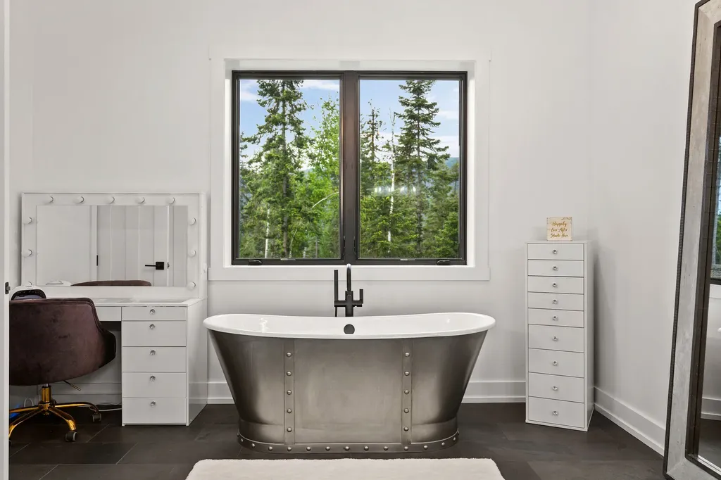14051 Big Rock Way Bigfork MT 59911