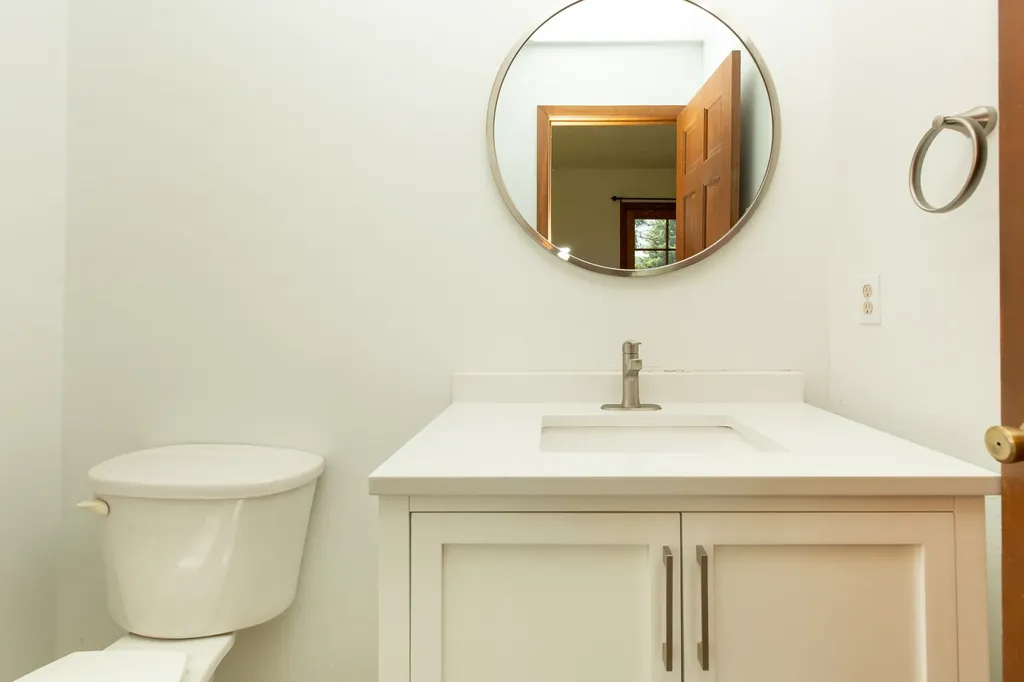 904 S Shoshone Loop Hamilton MT 59840