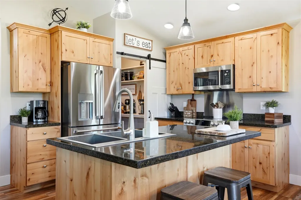 3190 Delaford Loop Stevensville MT 59870