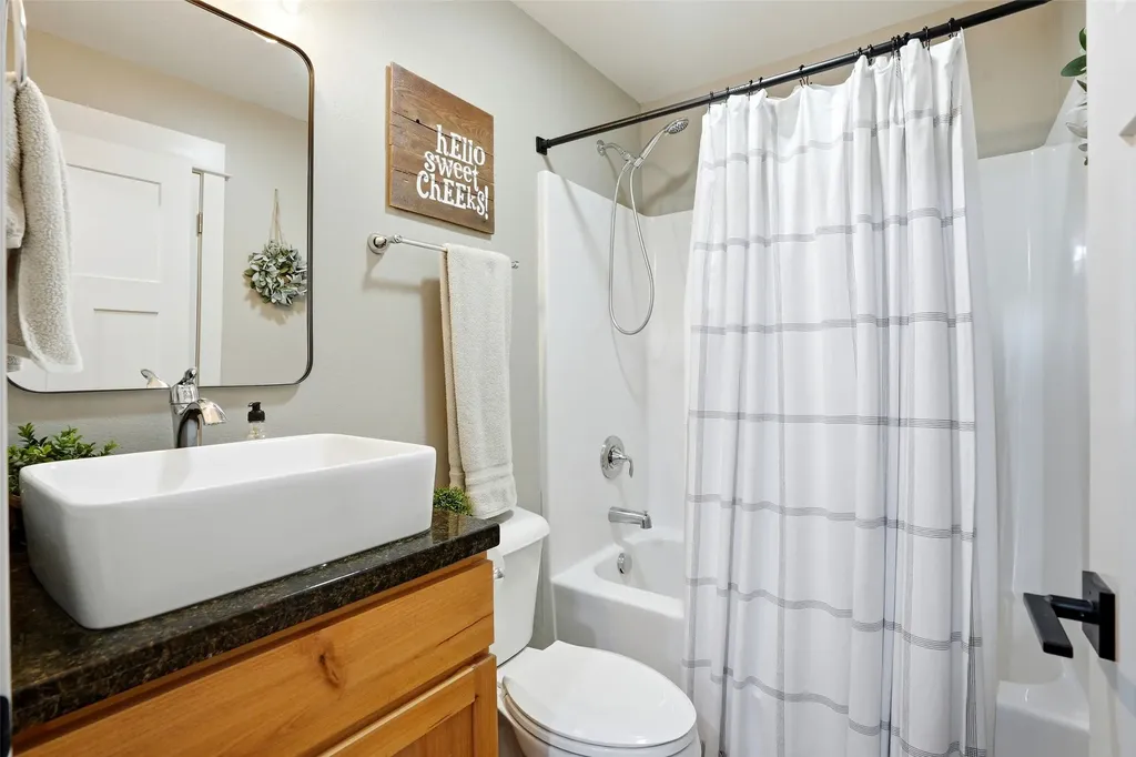 3190 Delaford Loop Stevensville MT 59870
