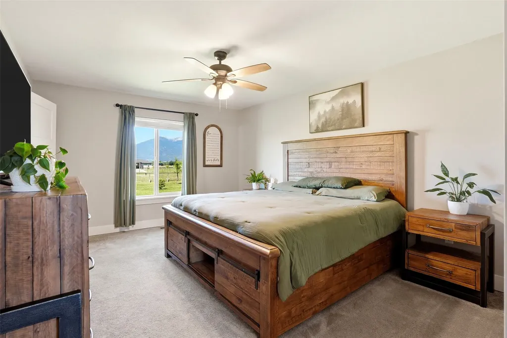 3190 Delaford Loop Stevensville MT 59870
