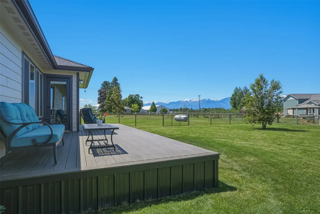 3190 Delaford Loop Stevensville MT 59870