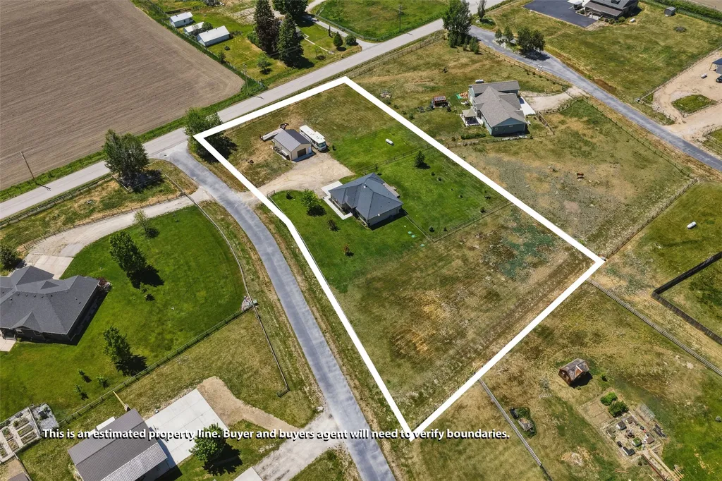 3190 Delaford Loop Stevensville MT 59870