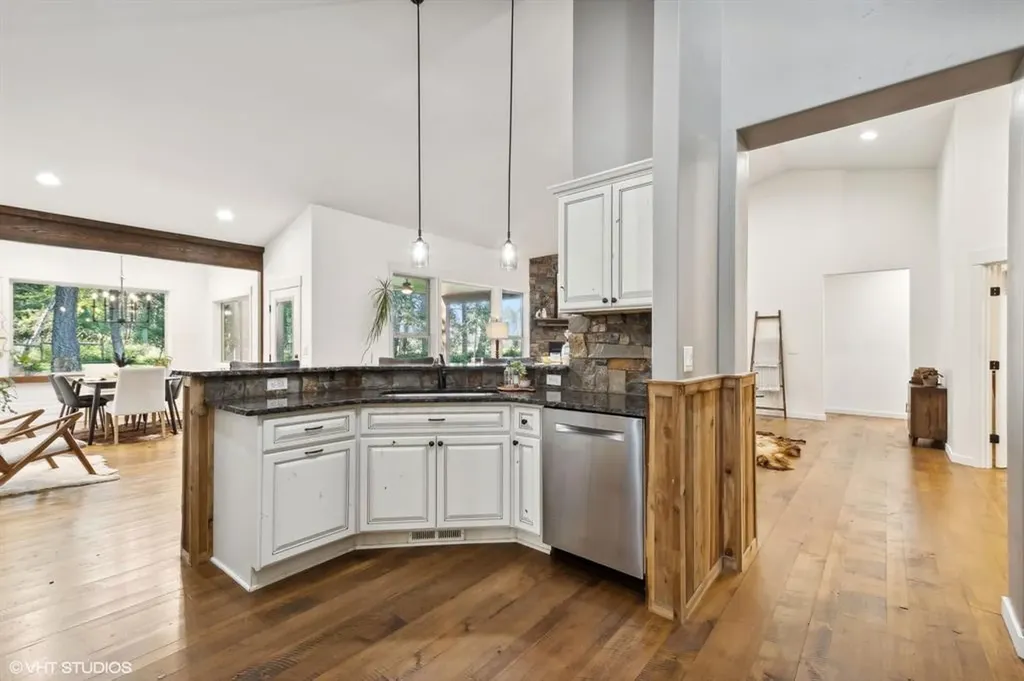 216 Tavern Lane Columbia Falls MT 59912