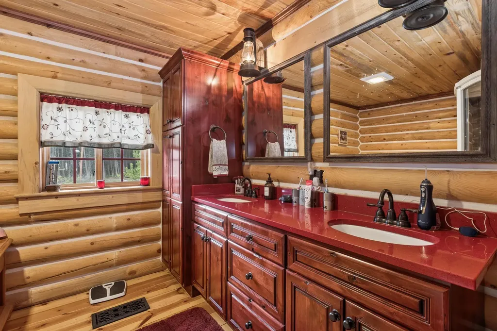 801 Corvette Drive Eureka MT 59917