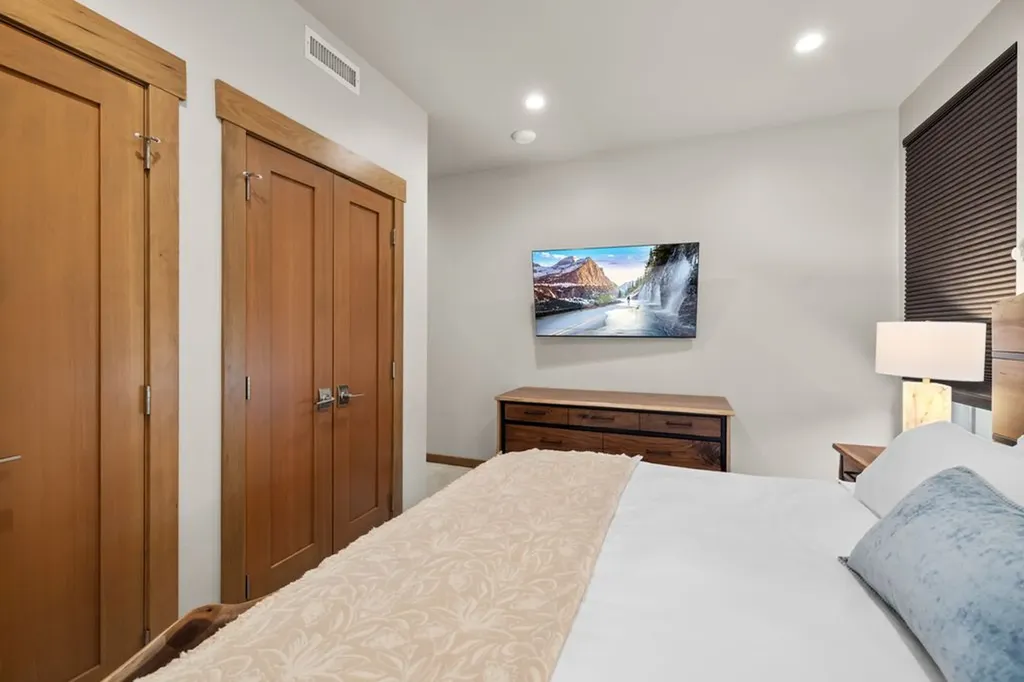 86 Serpentine Circle Whitefish MT 59937