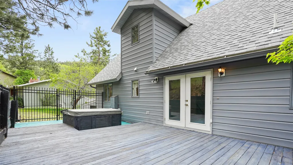 521 S Sanders Helena MT 59601