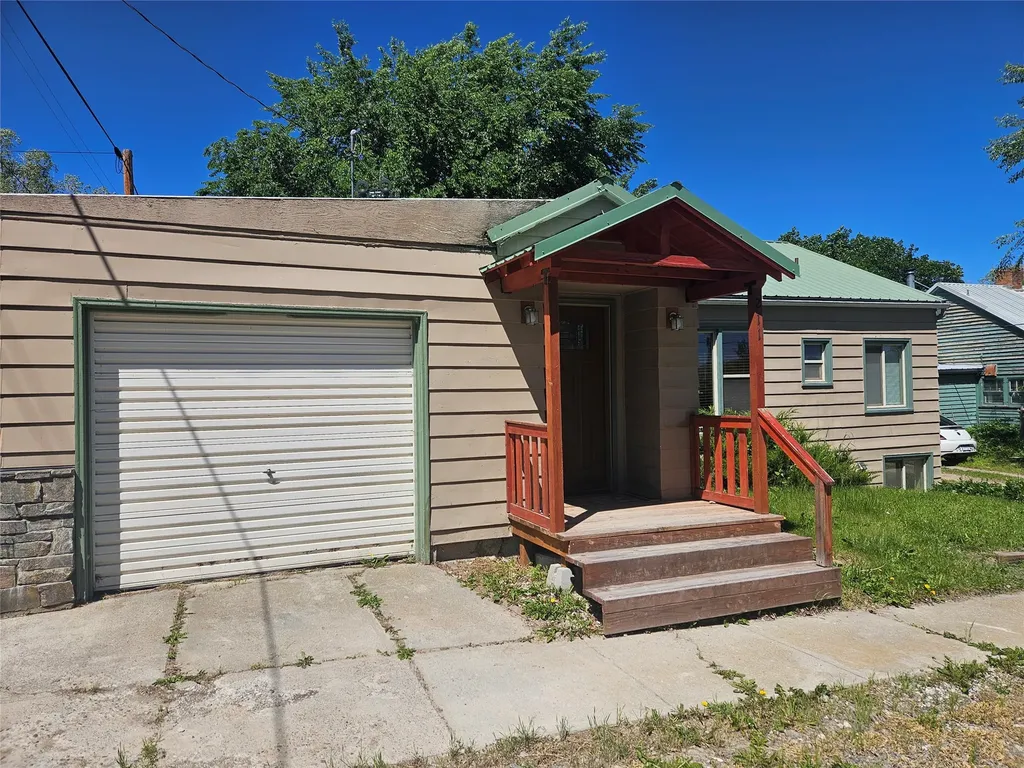 211 Wall Street Hot Springs MT 59845