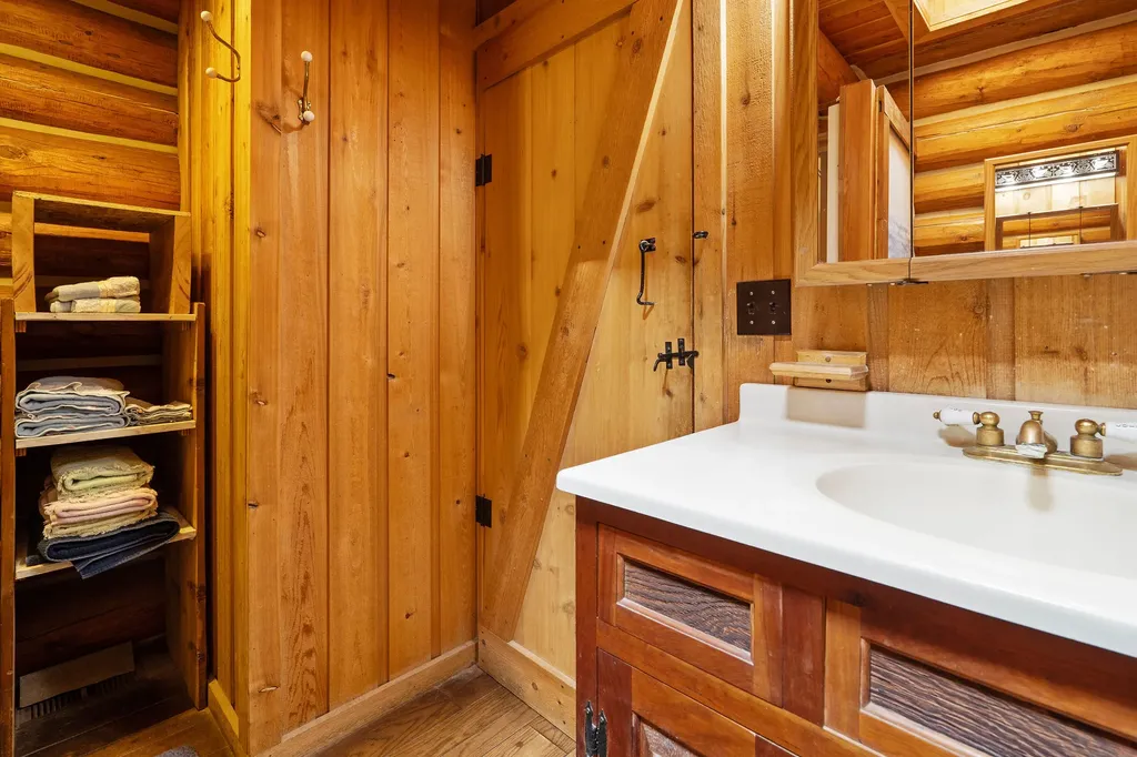390 Crosscut Road Rexford MT 59930