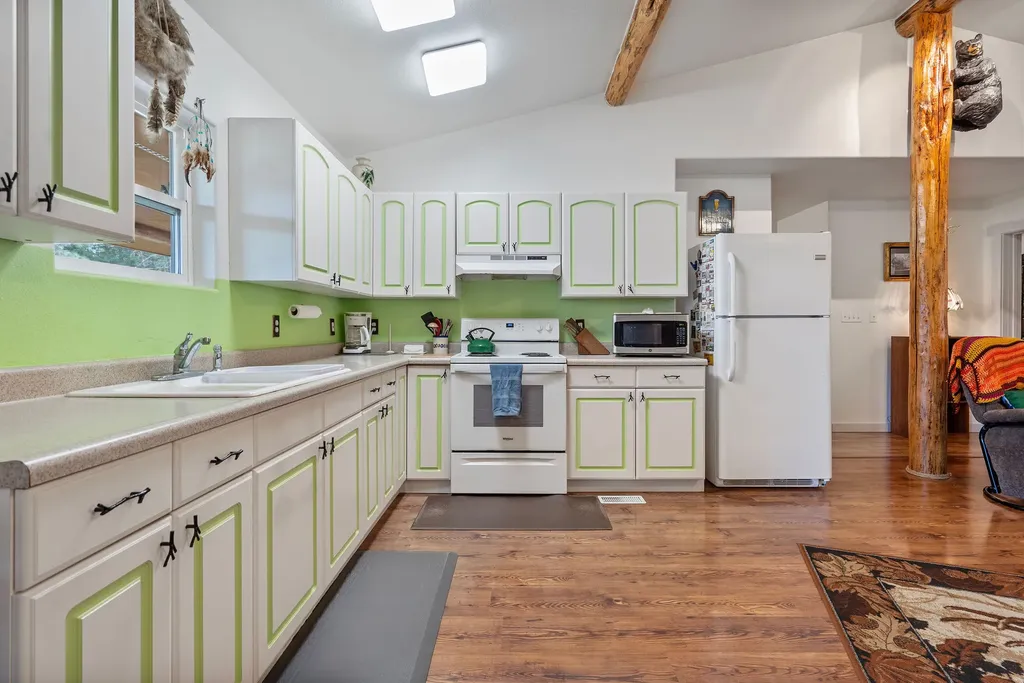 390 Crosscut Road Rexford MT 59930
