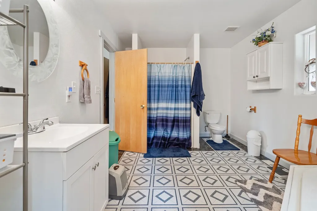 390 Crosscut Road Rexford MT 59930