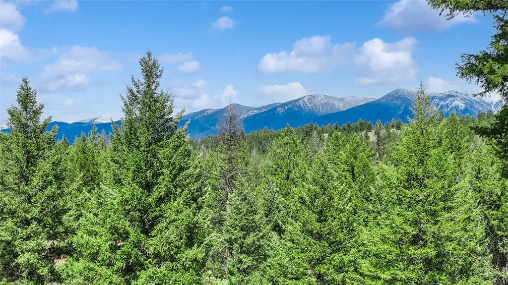 390 Crosscut Road Rexford MT 59930