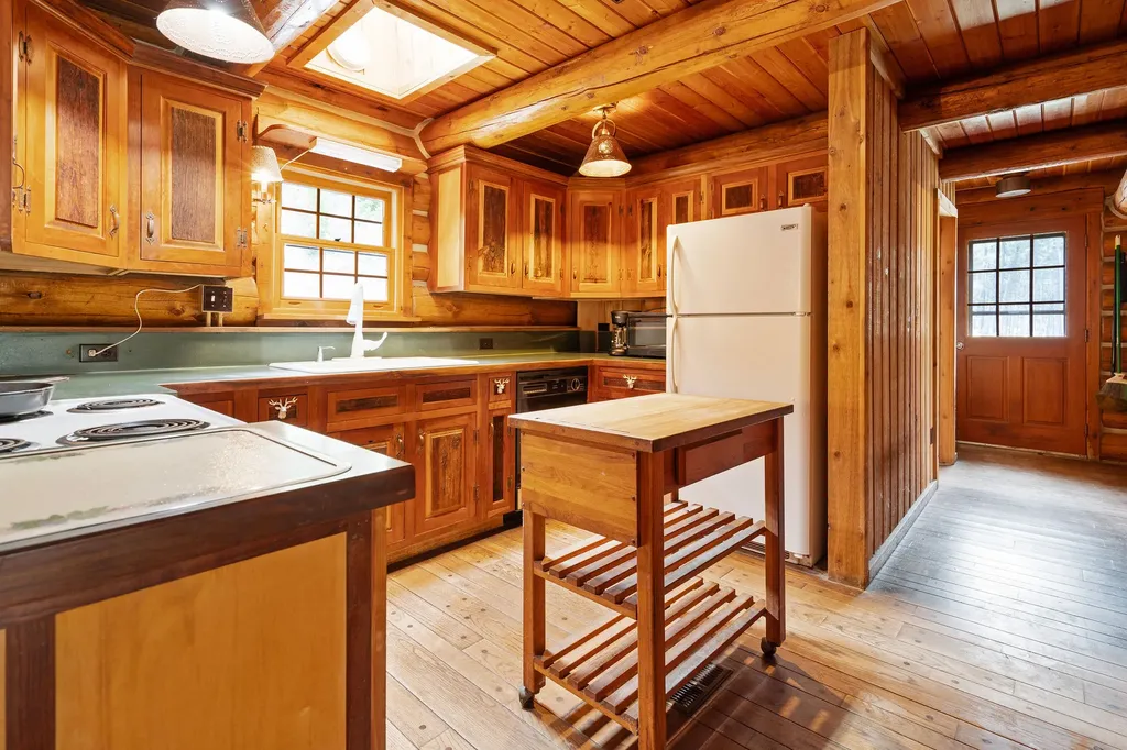 390 Crosscut Road Rexford MT 59930
