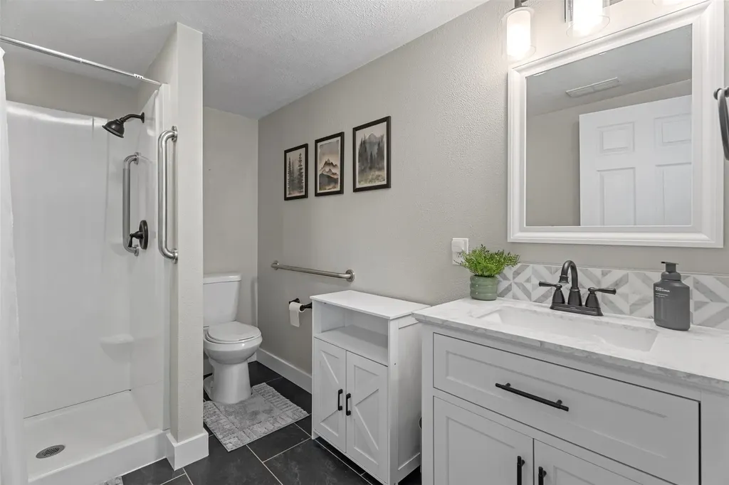 21119 Handley Loop Clinton MT 59825