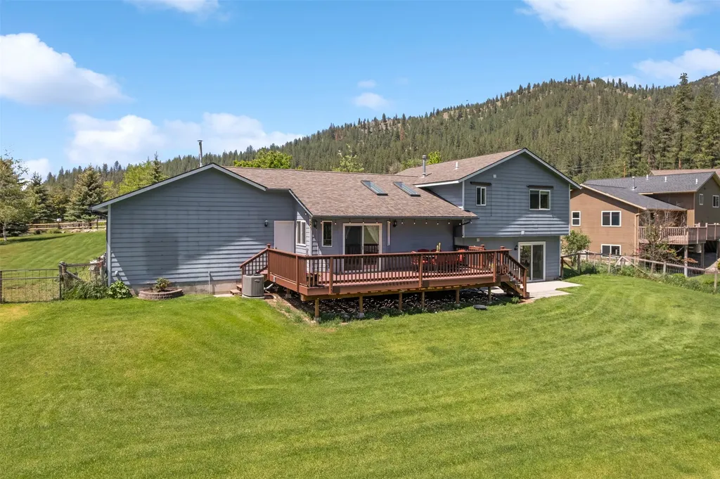 21119 Handley Loop Clinton MT 59825