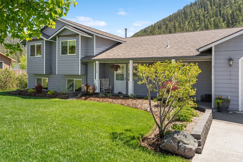 21119 Handley Loop Clinton MT 59825