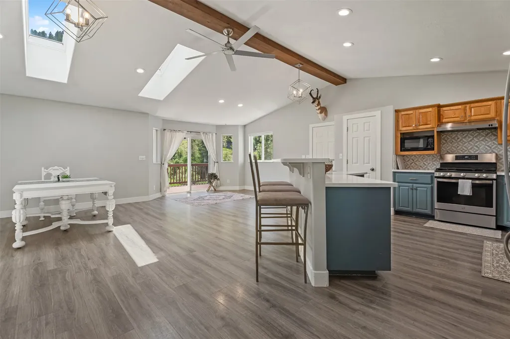 21119 Handley Loop Clinton MT 59825