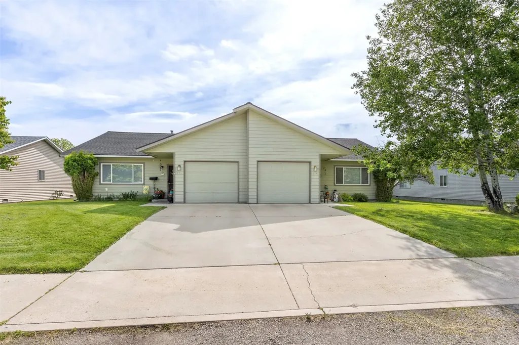 618/620 N 10th Street Hamilton MT 59840