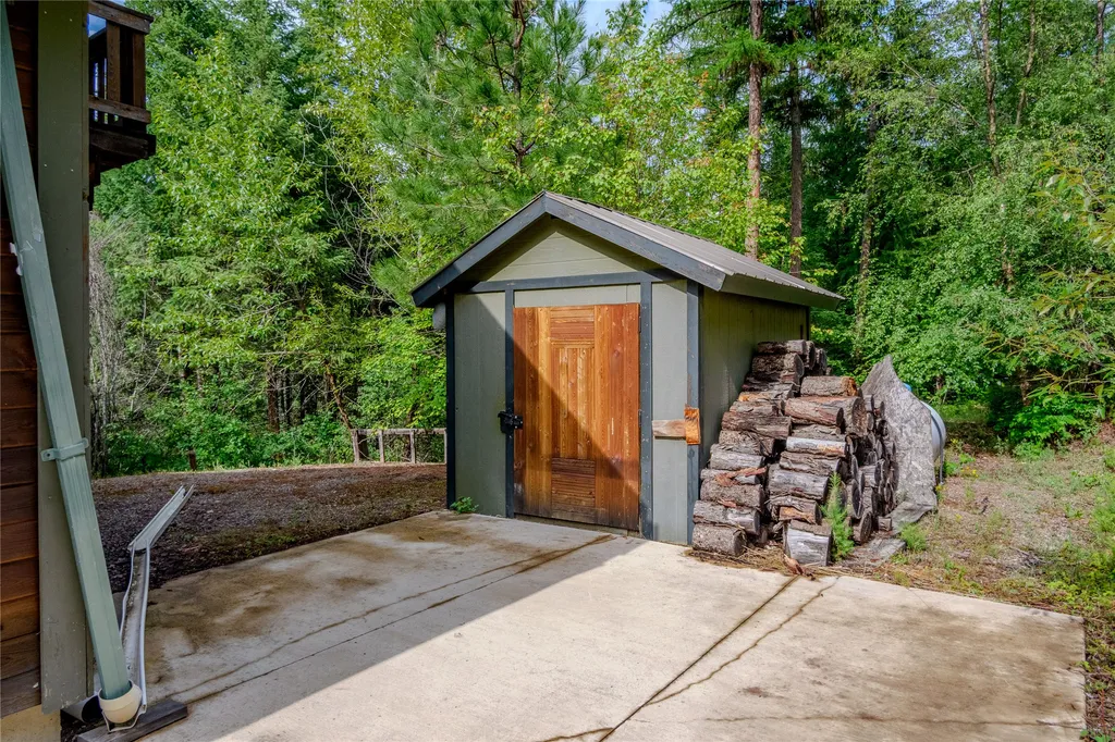 3414 Jennings Haul Road Libby MT 59923