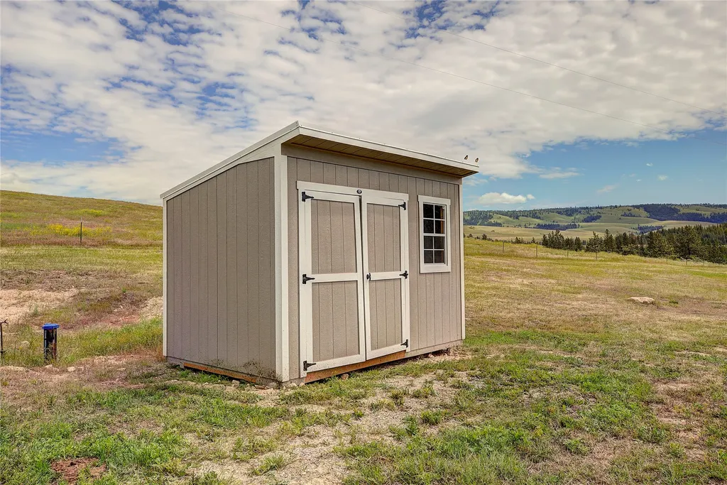 7000 Browns Meadow Road Niarada MT 59845
