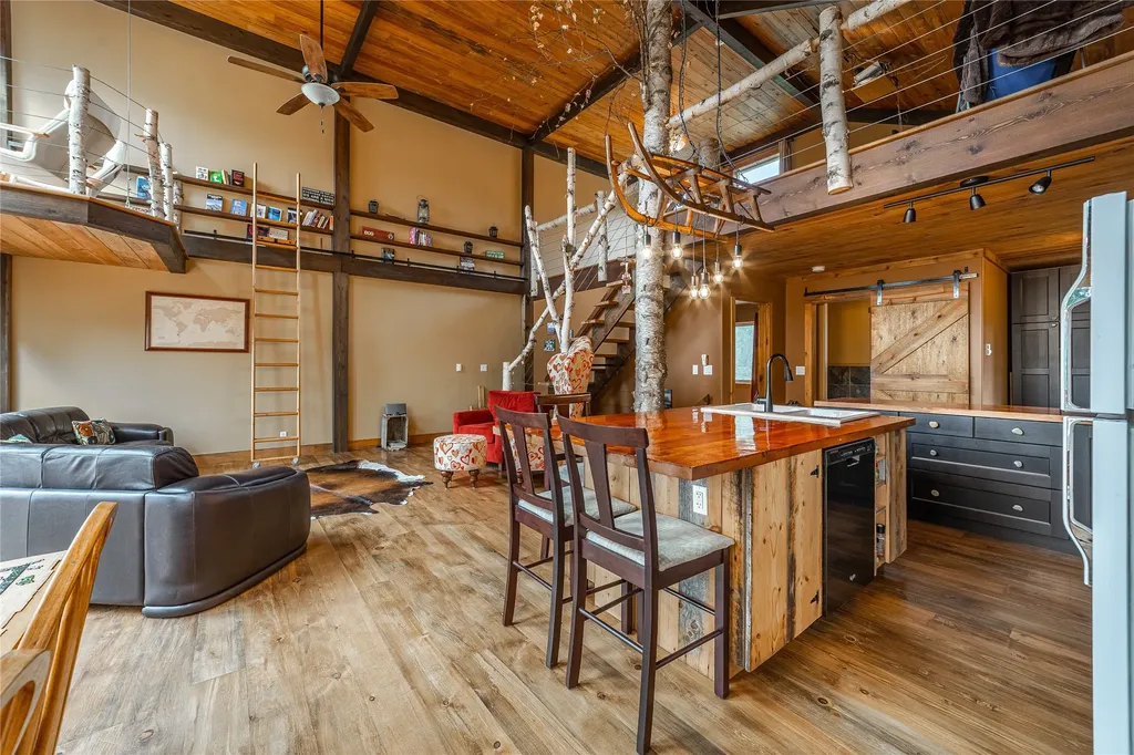 277 Ridge Loop Road Rexford MT 59930