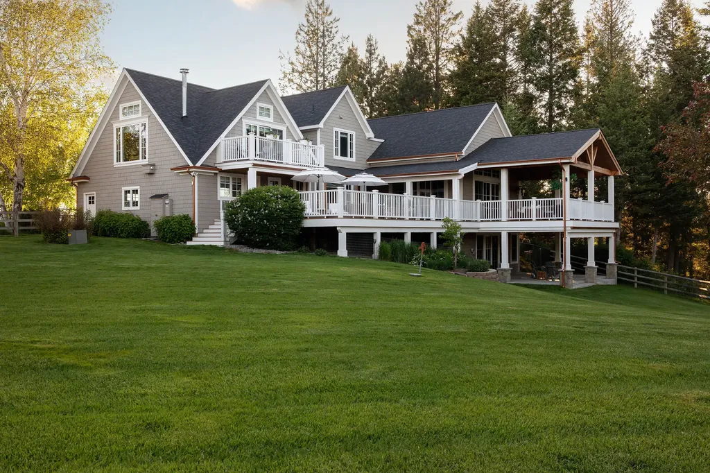 979 Hodgson Road Columbia Falls MT 59912