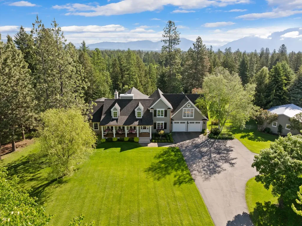 979 Hodgson Road Columbia Falls MT 59912