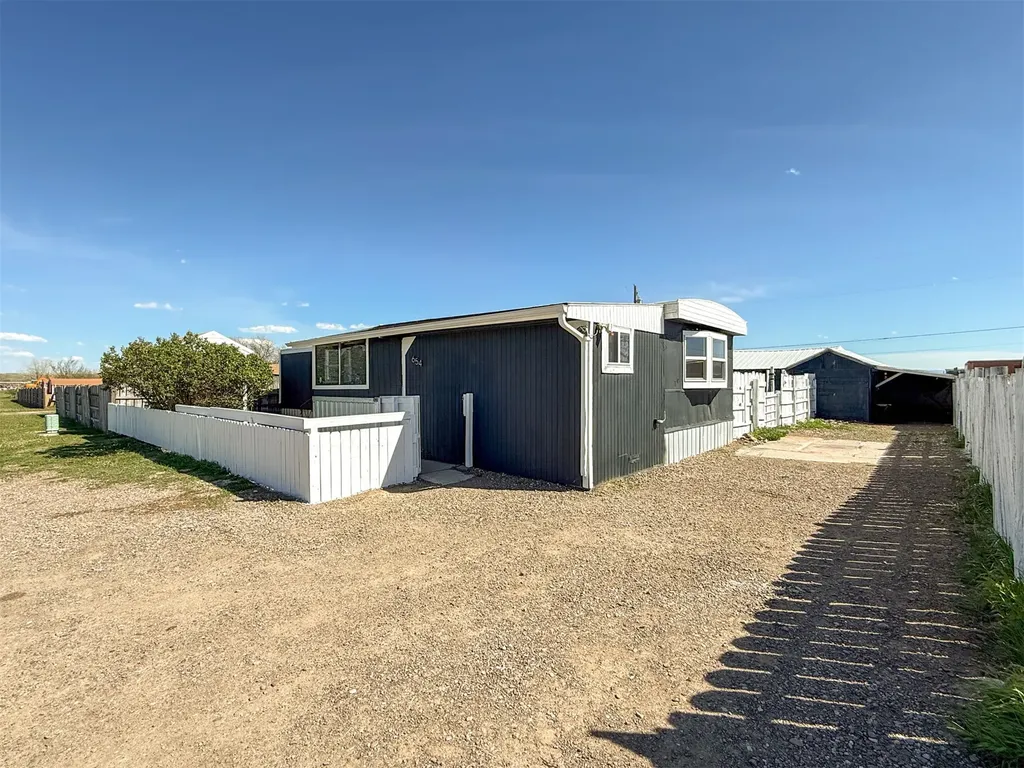 654 5th Avenue Ulm MT 59485