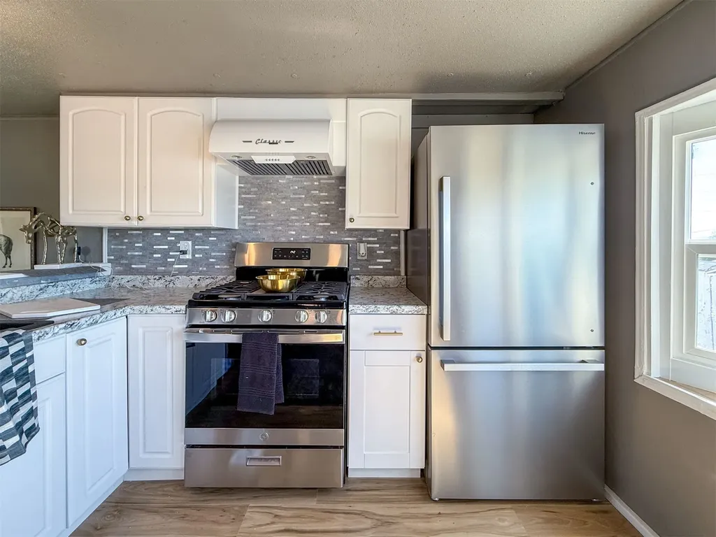 654 5th Avenue Ulm MT 59485