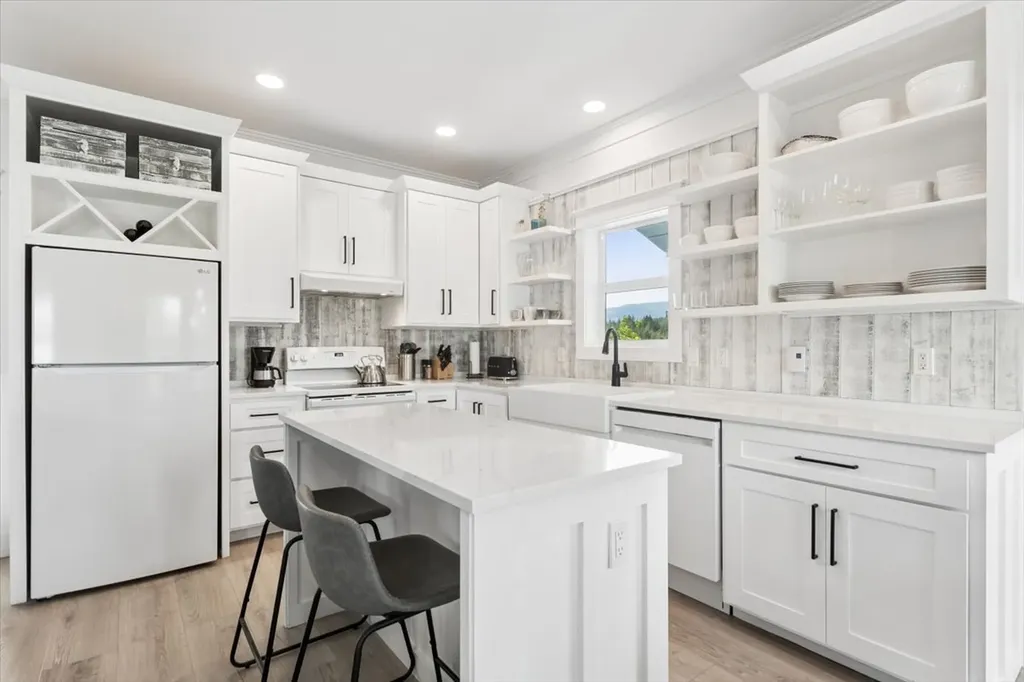 270 Eagles Nest Drive Rexford MT 59930