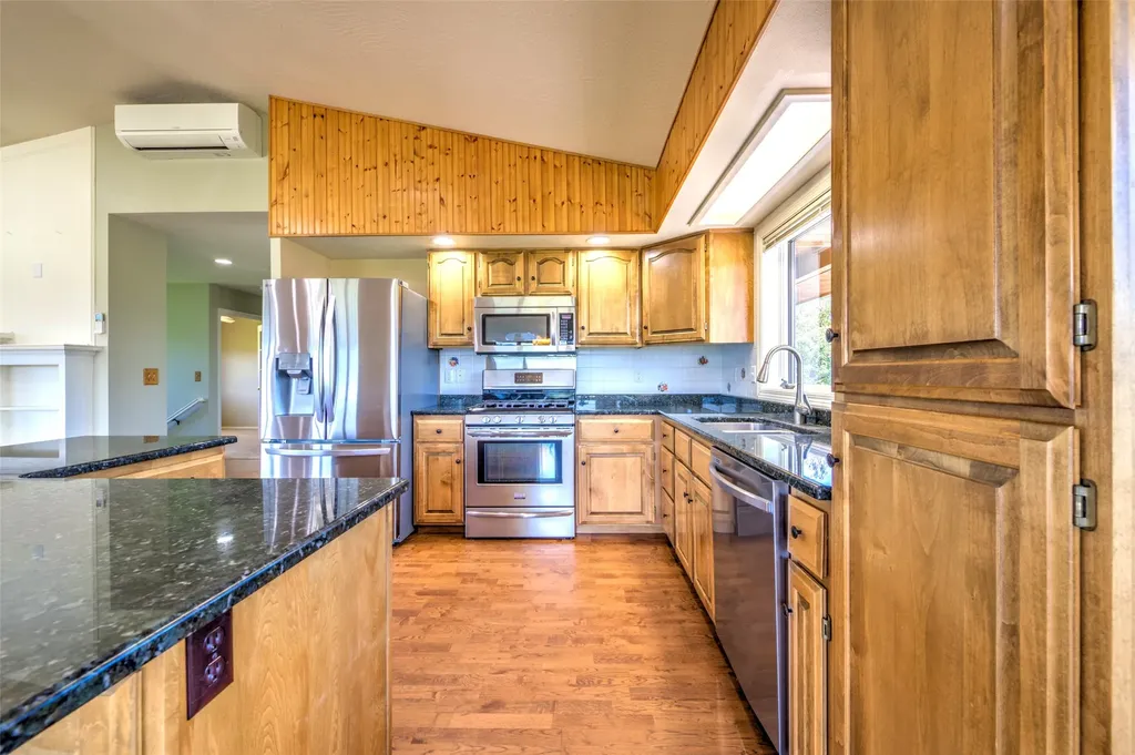 675 Warbler Lane Corvallis MT 59828