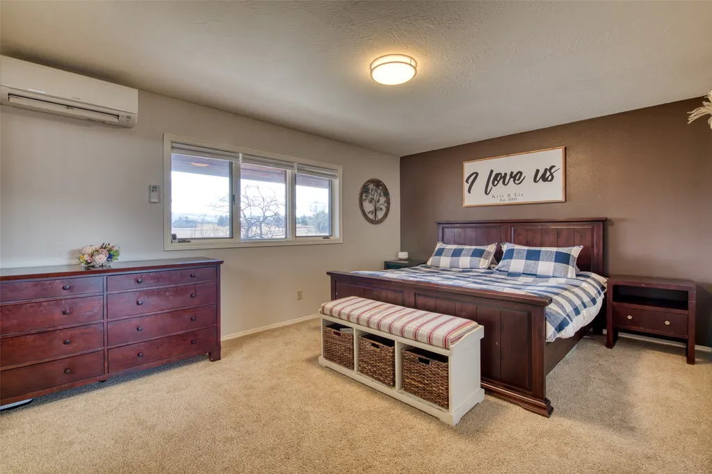 675 Warbler Lane Corvallis MT 59828