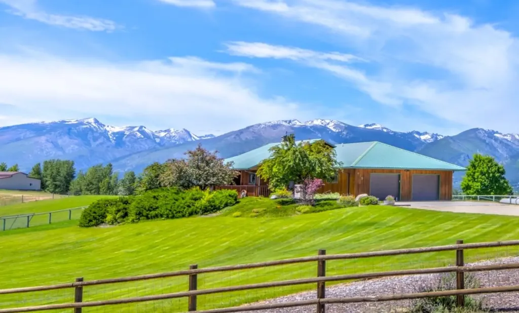 675 Warbler Lane Corvallis MT 59828
