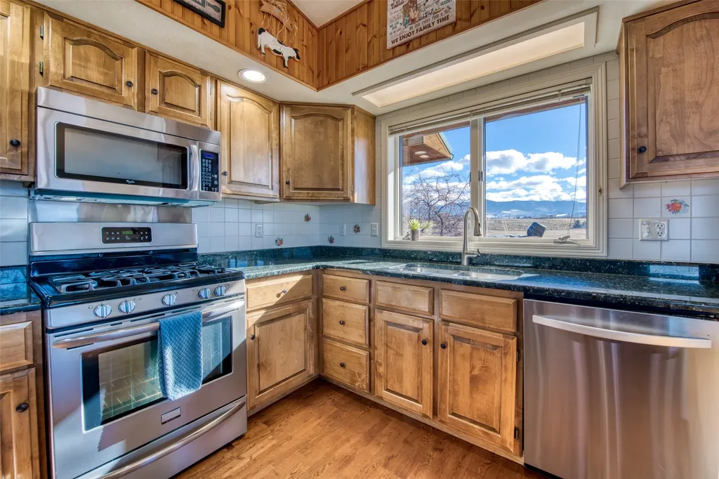 675 Warbler Lane Corvallis MT 59828