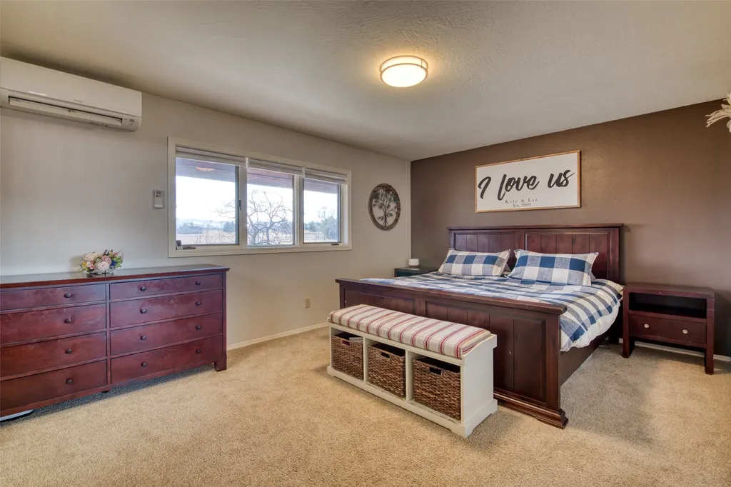 675 Warbler Lane Corvallis MT 59828