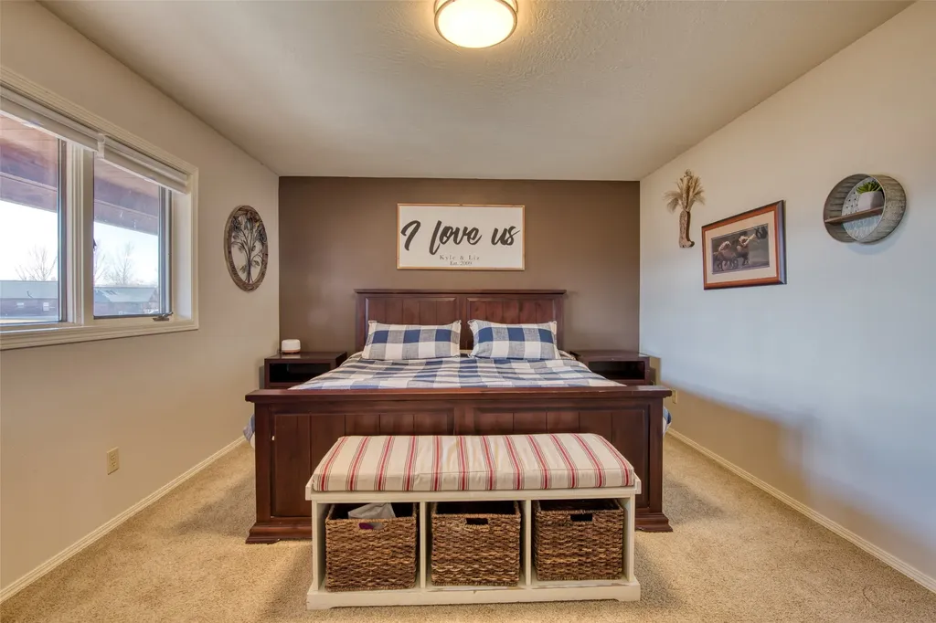 675 Warbler Lane Corvallis MT 59828
