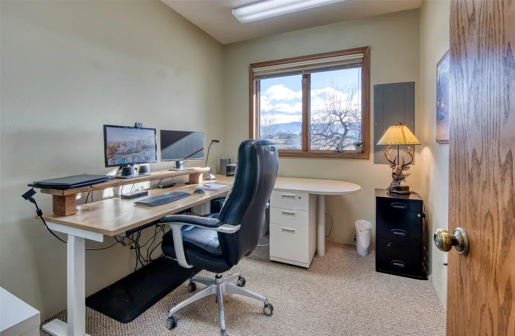 675 Warbler Lane Corvallis MT 59828