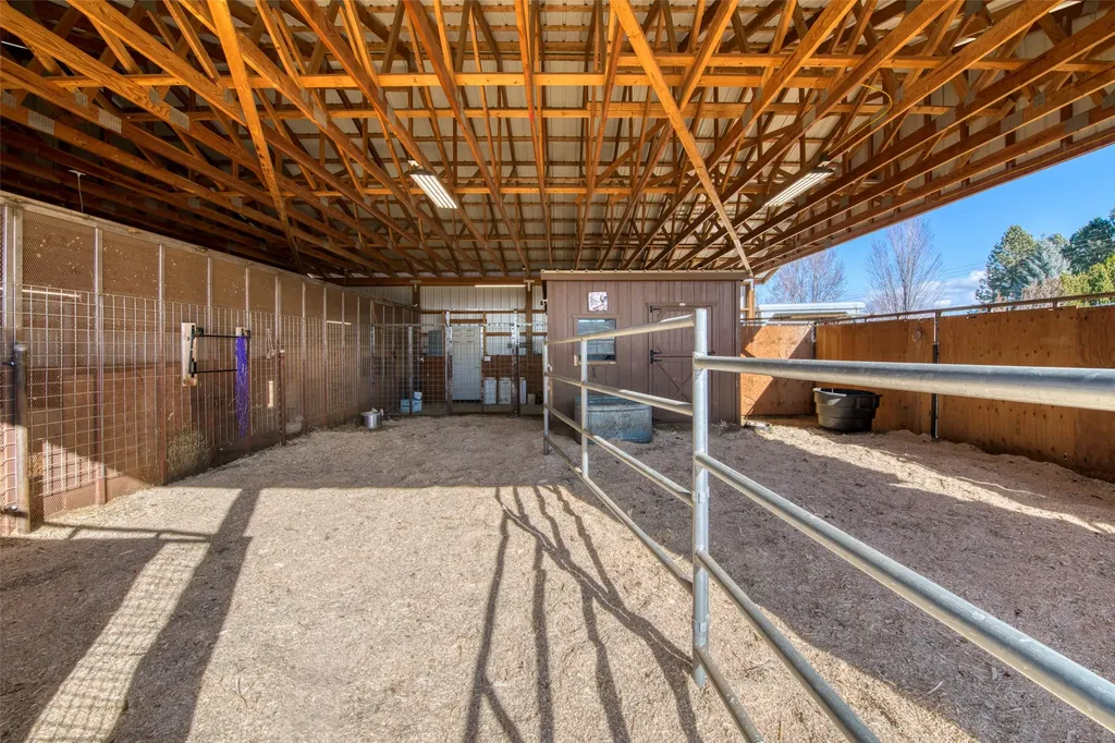 675 Warbler Lane Corvallis MT 59828