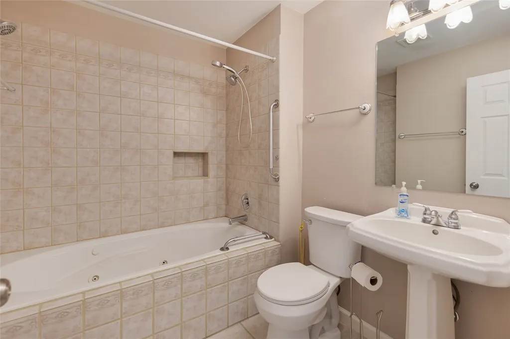325 33rd Avenue NE Great Falls MT 59404