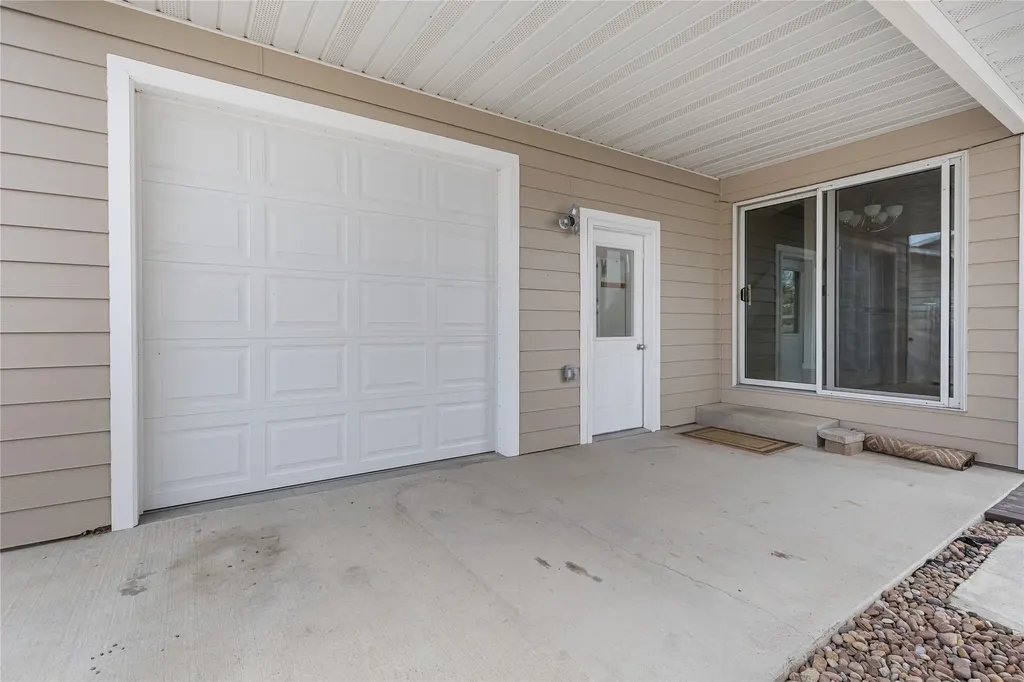 325 33rd Avenue NE Great Falls MT 59404