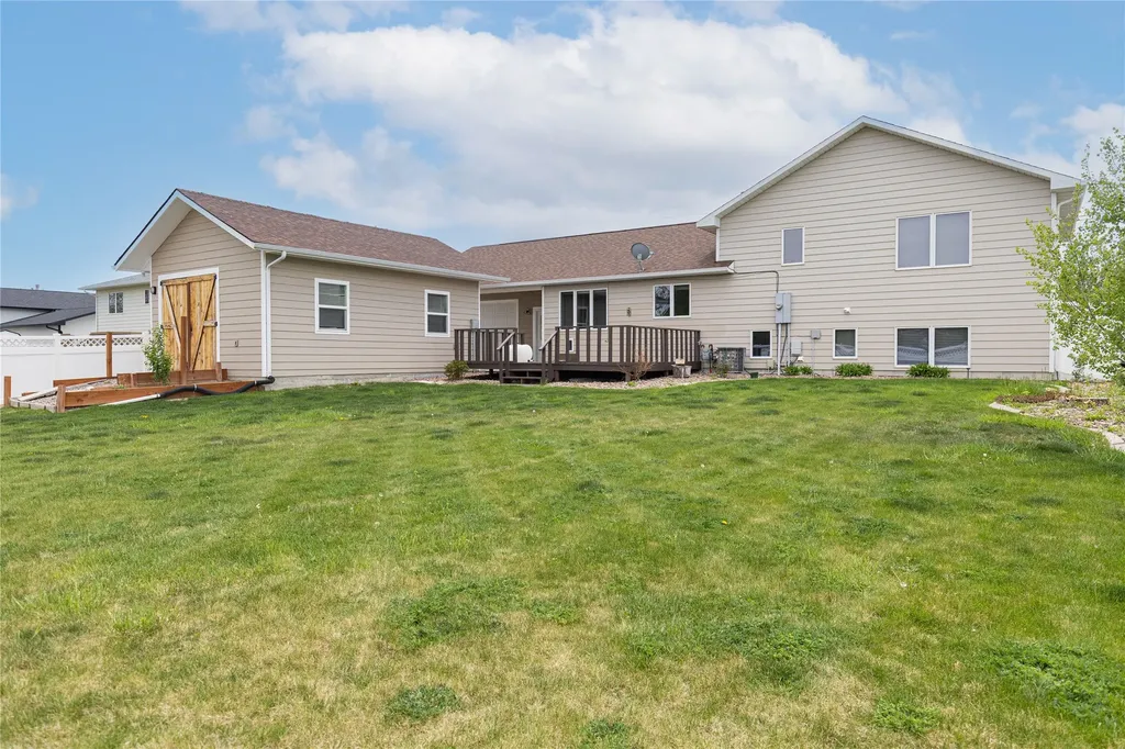 325 33rd Avenue NE Great Falls MT 59404