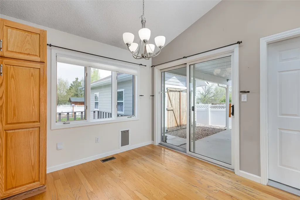 325 33rd Avenue NE Great Falls MT 59404