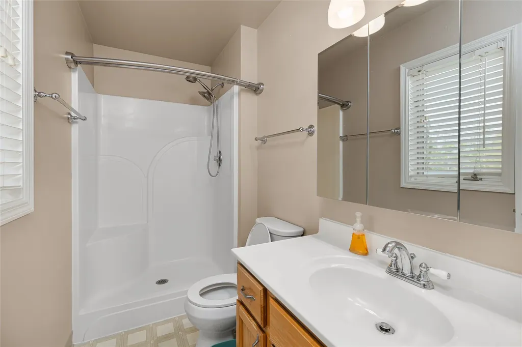 325 33rd Avenue NE Great Falls MT 59404