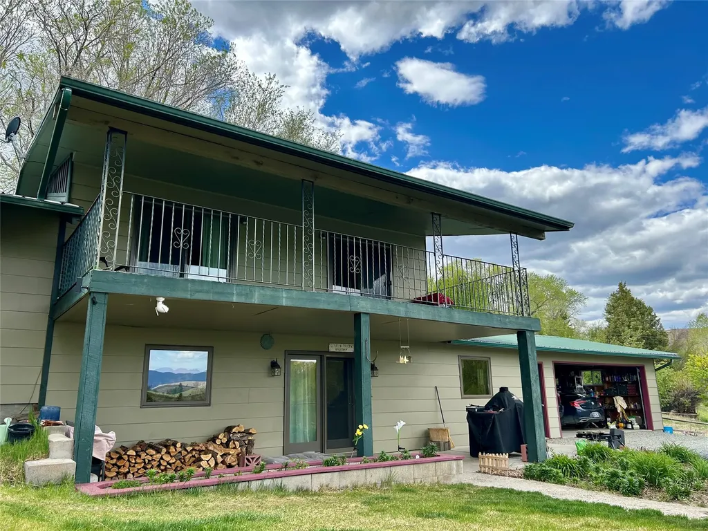 Whitehall MT 59759