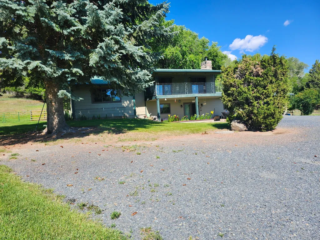 Whitehall MT 59759