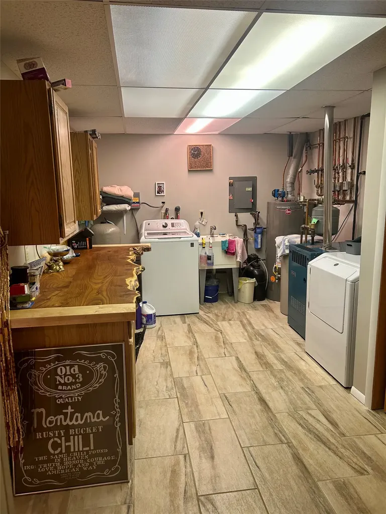 Whitehall MT 59759