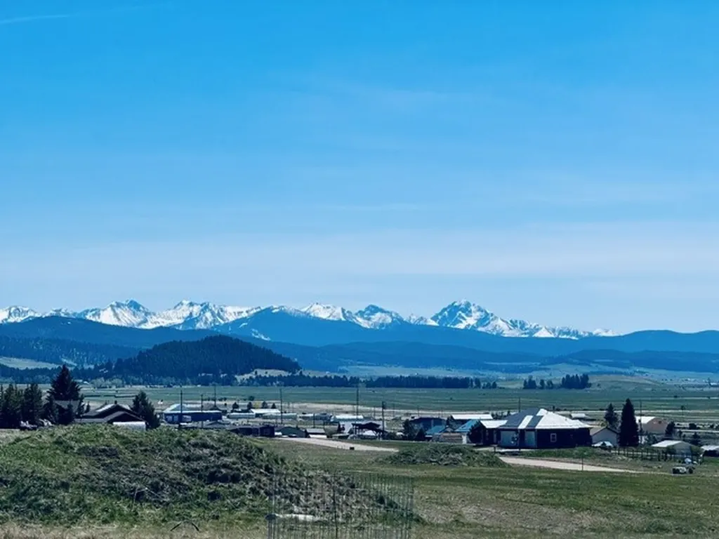 Whiskey Flats Stevie Lane/s. Sunbear Drive Philipsburg MT 59858