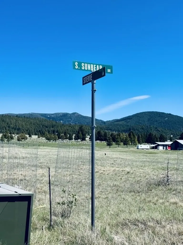 Whiskey Flats Stevie Lane/s. Sunbear Drive Philipsburg MT 59858